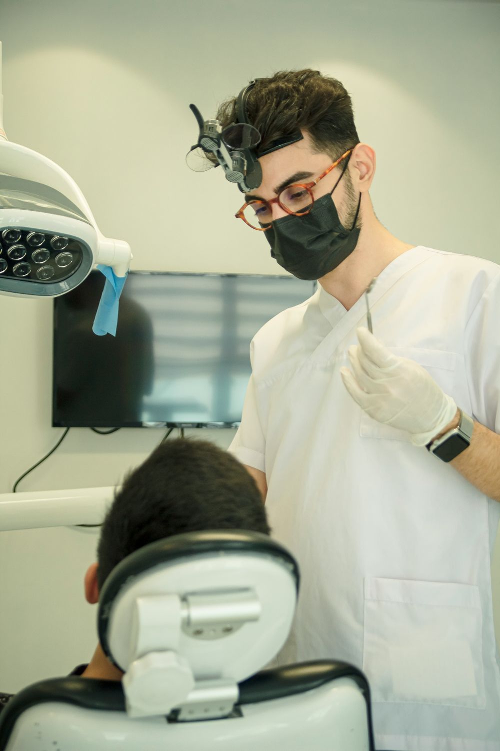 A modern, calm dental treatment room